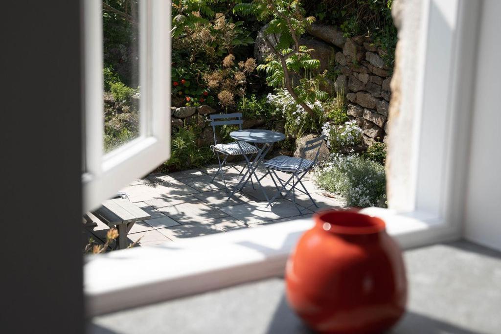 Bed and Breakfast The Old Pilchard Works à Mousehole Extérieur photo